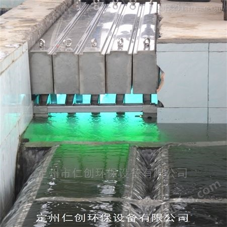 唐山污水处理设备明渠式大流量紫外线消毒器