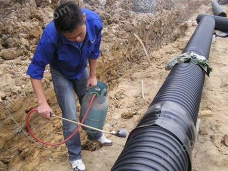 汤阴县增强型钢带管供应商/安装方便