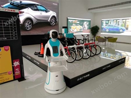 汽车4S店机器人亮相上海